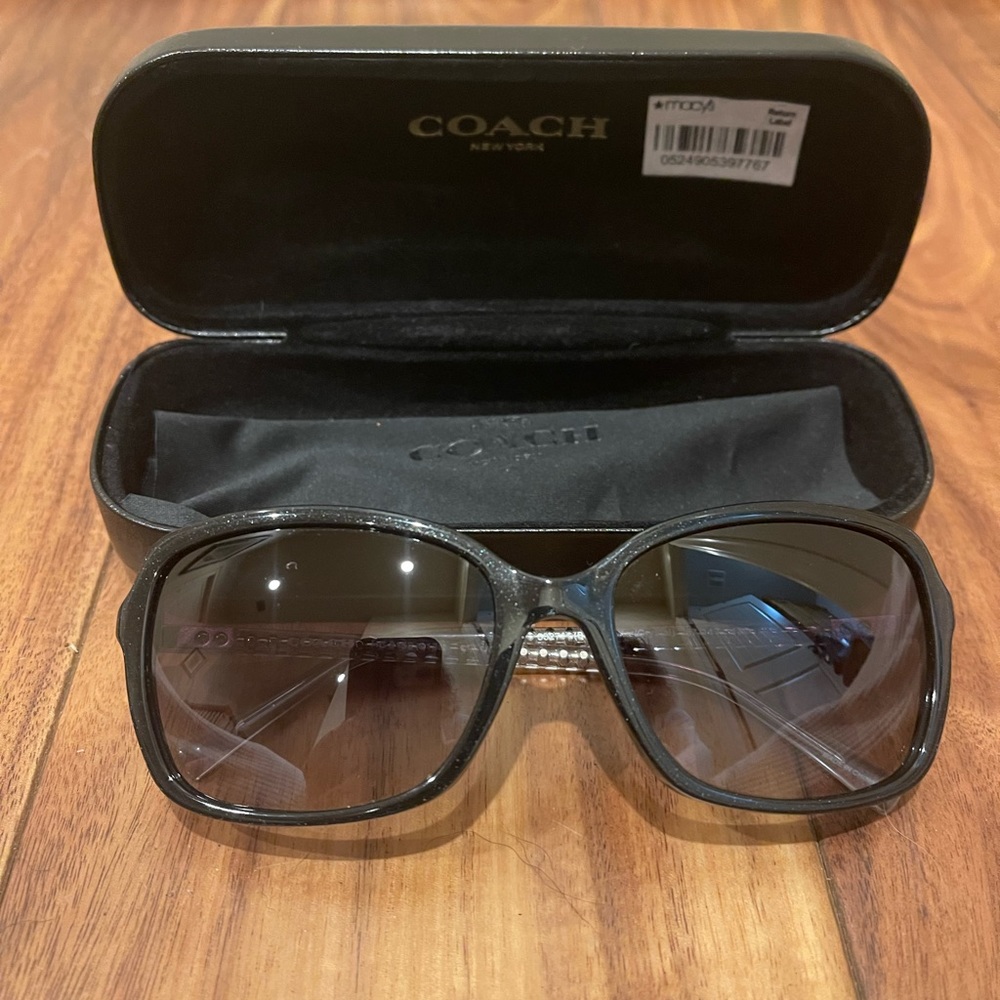 Black Coach sunglasses - Picture 2 of 6